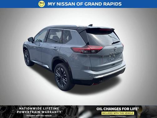 Boulder Gray/Super Black 2026 Nissan Rogue Platinum