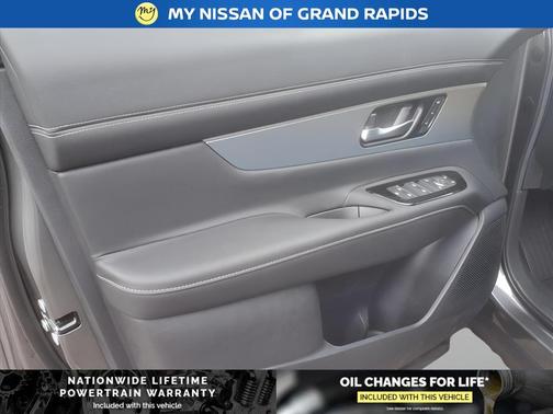 2025 Nissan Murano SL