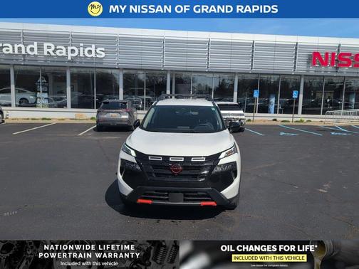 Everest White Pearl Tricoat 2026 Nissan Rogue Rock Creek