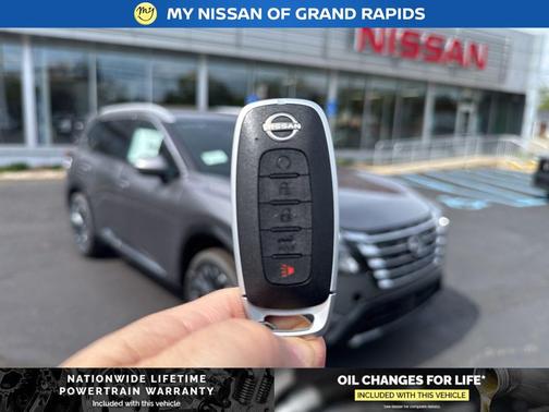 Gun Metallic 2026 Nissan Rogue Platinum