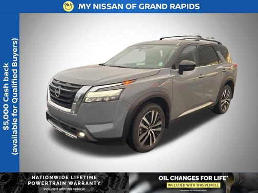 2025 Nissan Pathfinder Platinum 4WD