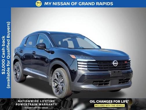 2025 Nissan Kicks SR