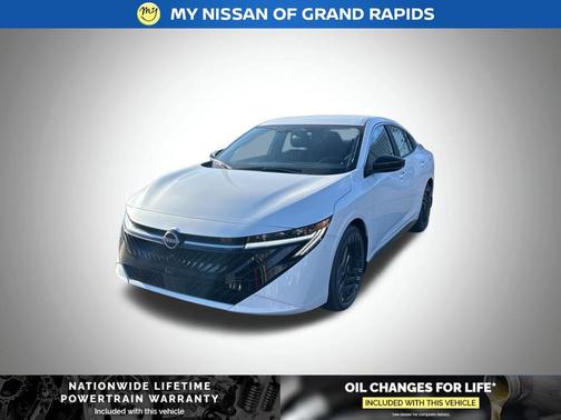 Aspen White Tricoat 2026 Nissan Sentra SR