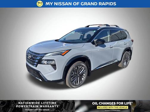 Boulder Gray/Super Black 2026 Nissan Rogue Platinum