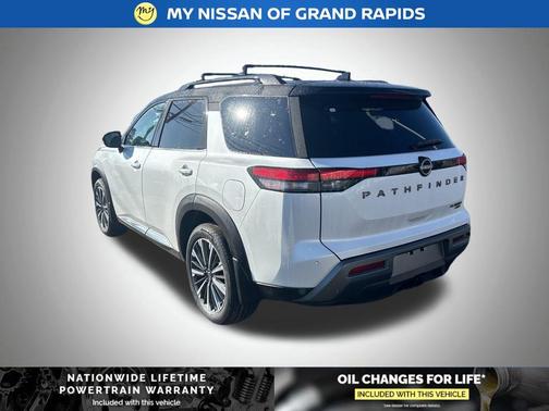 2026 Nissan Pathfinder Platinum