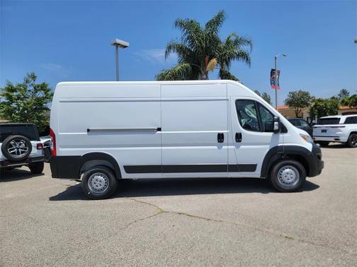 2025 RAM ProMaster 2500 High Roof