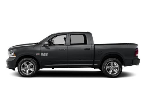 2016 RAM 1500 SLT