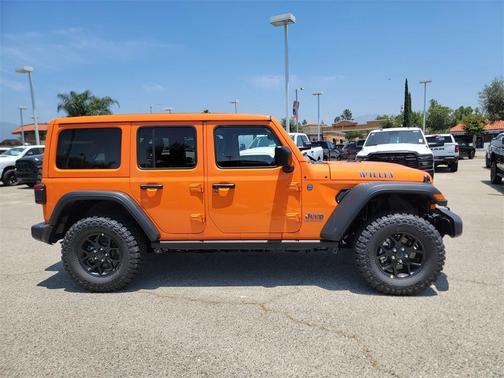 2025 Jeep Wrangler 4xe Sport