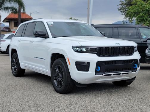 2025 Jeep Grand Cherokee 4xe Base