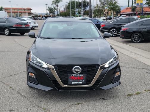 2022 Nissan Altima 2.5 SR