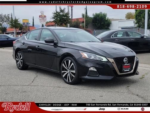 2022 Nissan Altima 2.5 SR