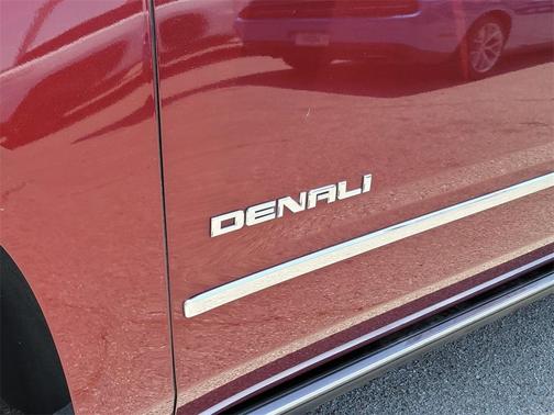 2020 GMC Yukon XL Denali