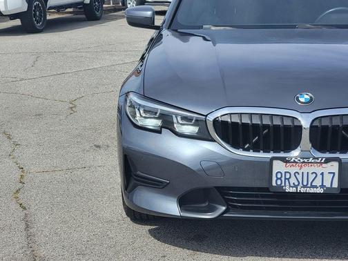 2020 BMW 330 i