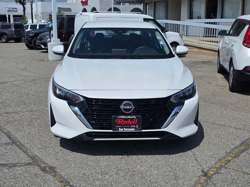Aspen White 2025 Nissan Sentra SV