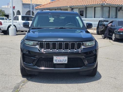 2023 Jeep Grand Cherokee Laredo