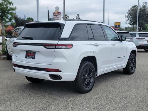 2025 Jeep Grand Cherokee 4xe Base