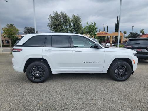 2025 Jeep Grand Cherokee 4xe Base