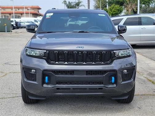 2025 Jeep Grand Cherokee 4xe Base