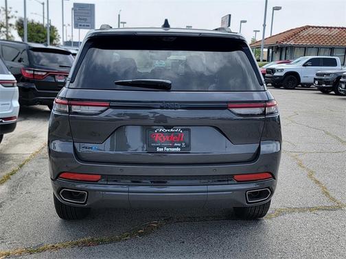 2025 Jeep Grand Cherokee 4xe Base