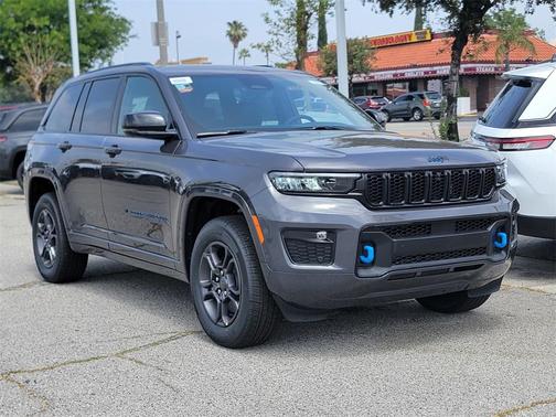 2025 Jeep Grand Cherokee 4xe Base