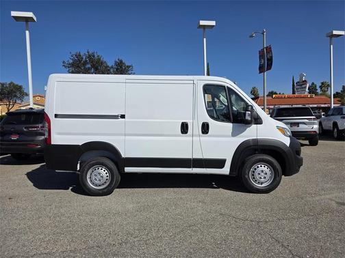 2026 RAM ProMaster 1500 Low Roof