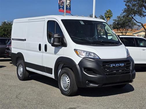 2026 RAM ProMaster 1500 Low Roof