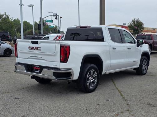 White 2025 GMC Sierra 1500 SLT