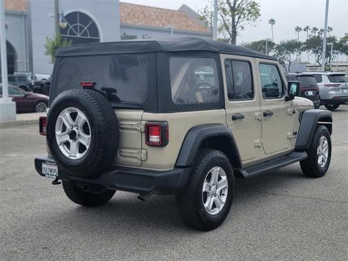 2022 Jeep Wrangler Unlimited Sport