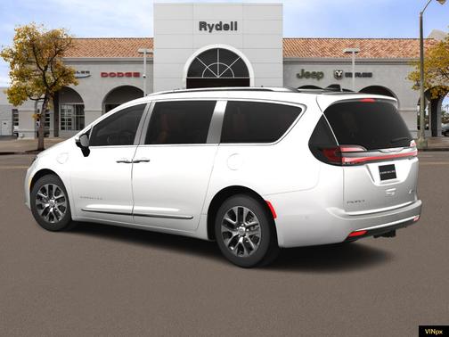 2025 Chrysler Pacifica Hybrid Pinnacle