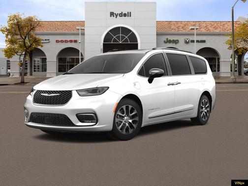 2025 Chrysler Pacifica Hybrid Pinnacle