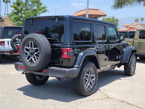 2025 Jeep Wrangler Sahara