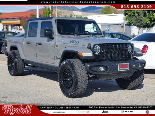 2022 Jeep Gladiator Sport