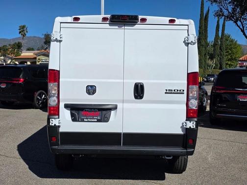 2026 RAM ProMaster 1500 Low Roof