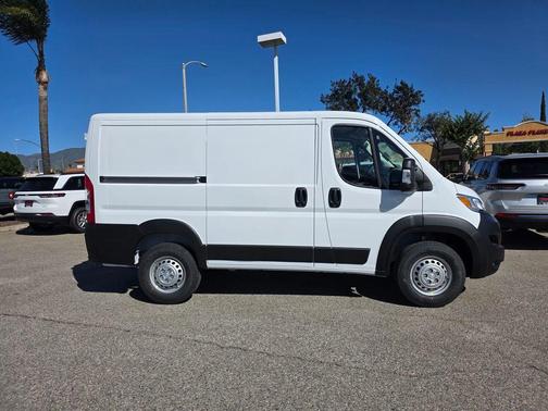 2026 RAM ProMaster 1500 Low Roof