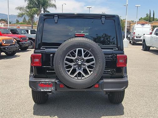 2025 Jeep Wrangler Sahara