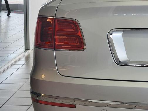 2020 Bentley Bentayga V8