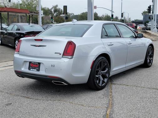 2021 Chrysler 300 S