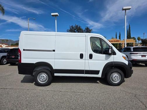 2026 RAM ProMaster 1500 Low Roof
