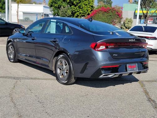2022 Kia K5 LXS