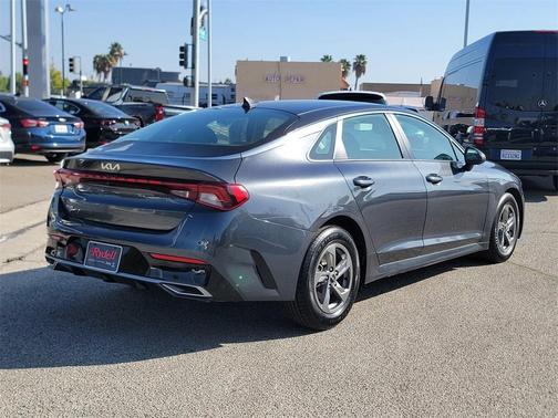 2022 Kia K5 LXS