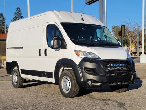 2025 RAM ProMaster 2500 High Roof