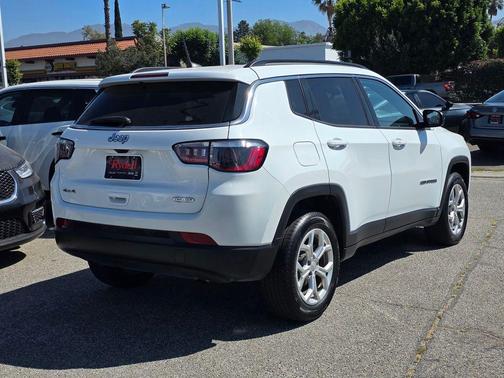 White 2024 Jeep Compass Latitude