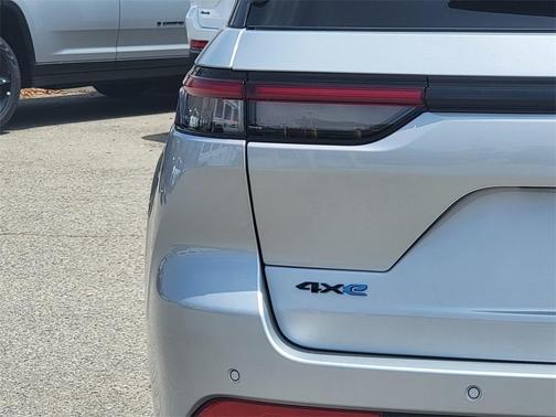 2025 Jeep Grand Cherokee 4xe Base