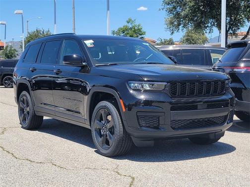 2025 Jeep Grand Cherokee L Laredo