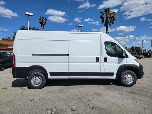 2025 RAM ProMaster 2500 High Roof