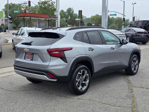 Gray 2026 Chevrolet Trax LT