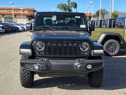 2026 Jeep Gladiator Sport