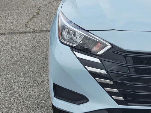 2024 Nissan Versa 1.6 SV