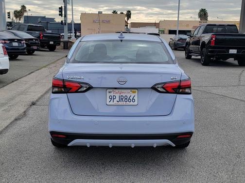 2024 Nissan Versa 1.6 SV