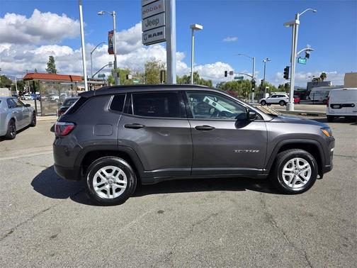 2018 Jeep Compass Sport